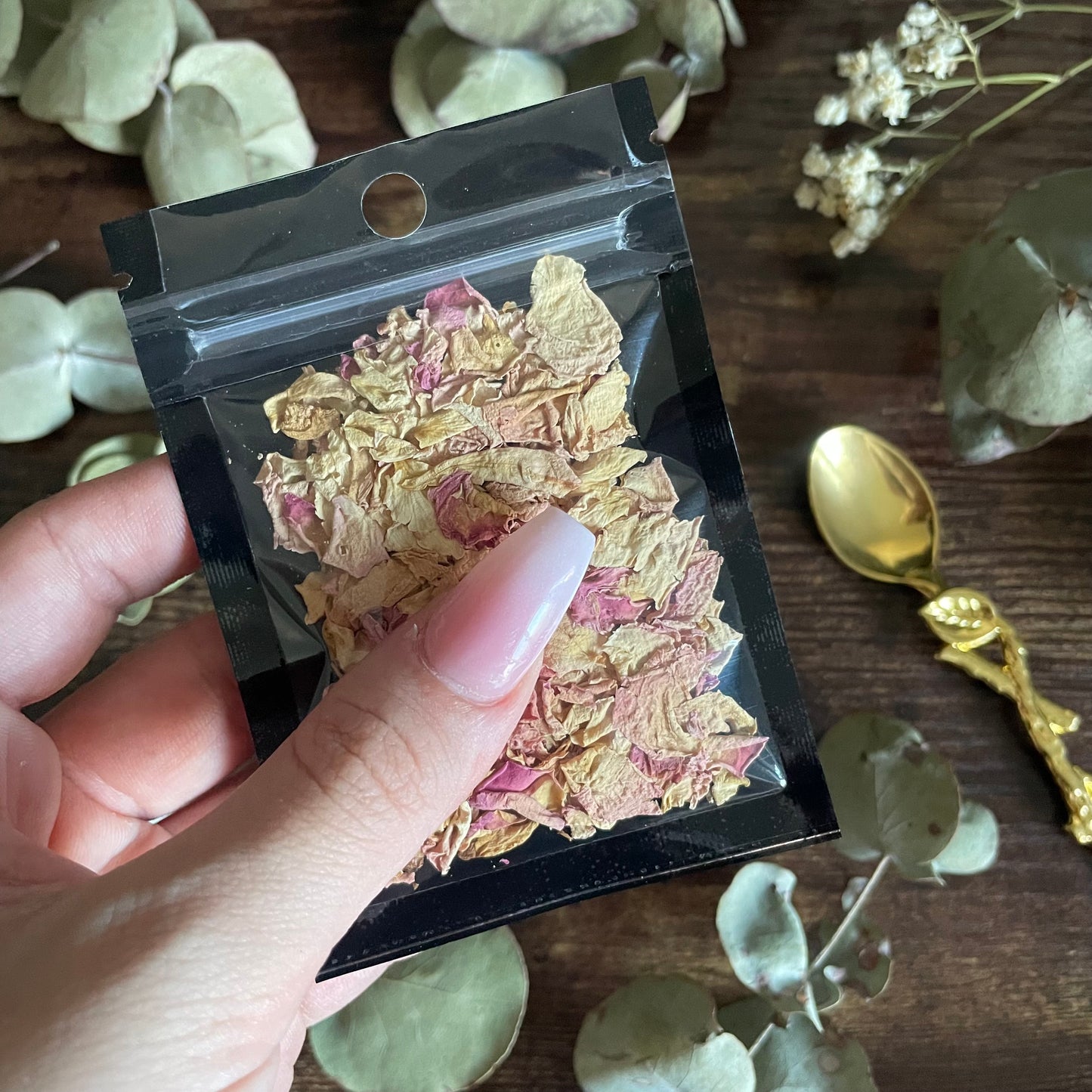 Witches Garden - Mini Pouch - Dried Pink Rose Petals