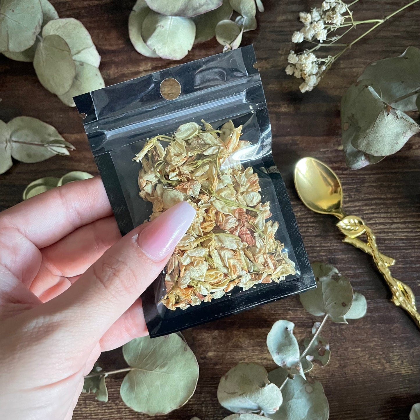 Witches Garden - Mini Pouch - Dried Jasmine Buds