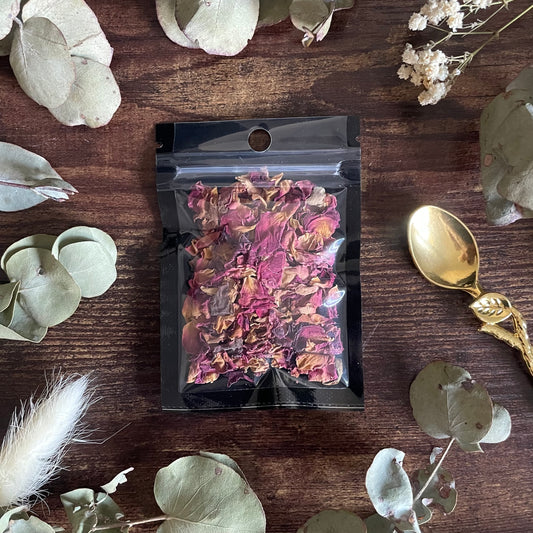 Witches Garden - Mini Pouch - Dried Red Rose Petals