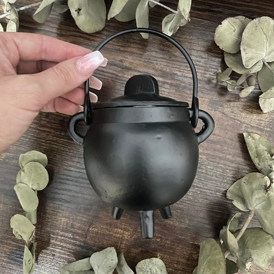 Cast Iron Cauldron - Small Deep Dish (matte)