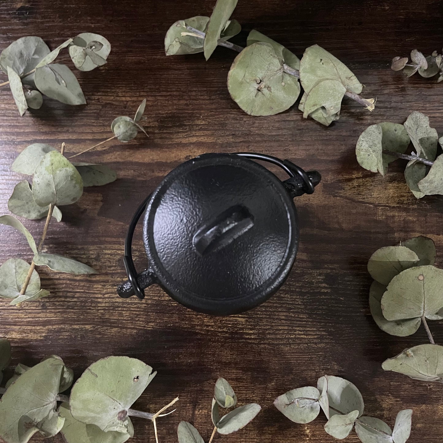 Cast Iron Cauldron - Small Deep Dish