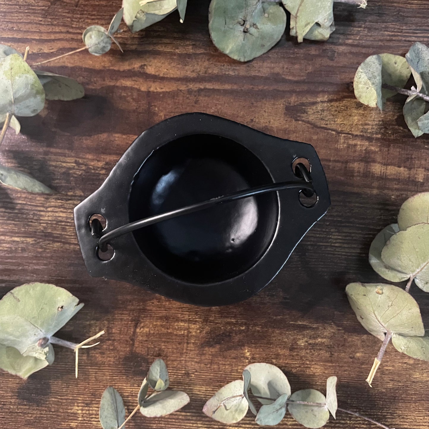 Cast Iron Cauldron - Small Shallow Dish
